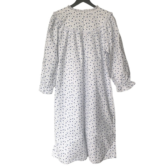 Rare Find 🍀NWT Floral Night Gown - Picture 2 of 3